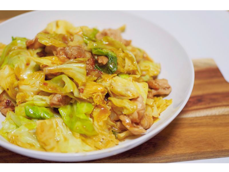 醬爆滑肉高麗菜，15分鐘上桌的下酒好菜