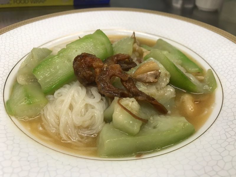 狗蝦絲瓜麵線