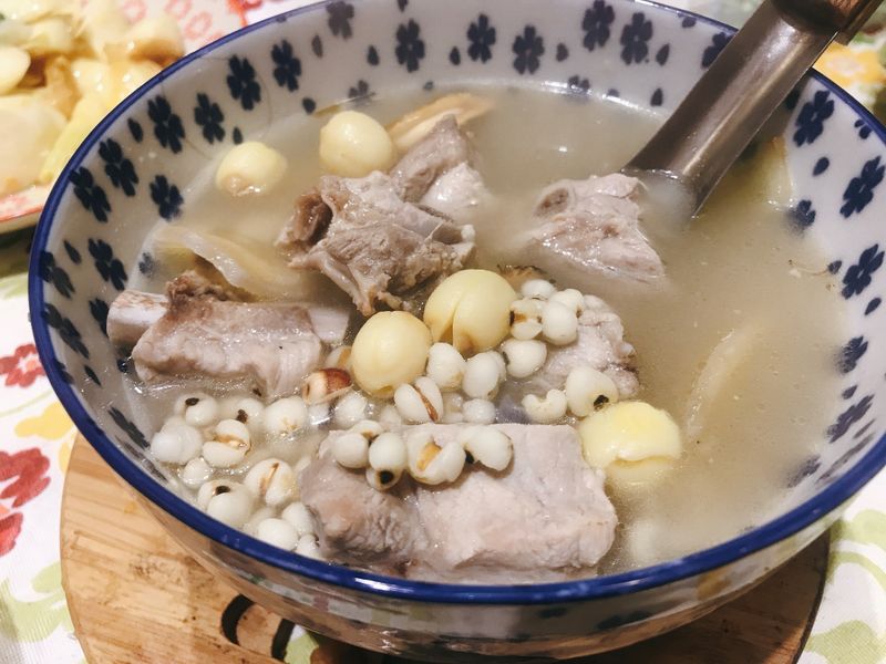 四神排骨湯