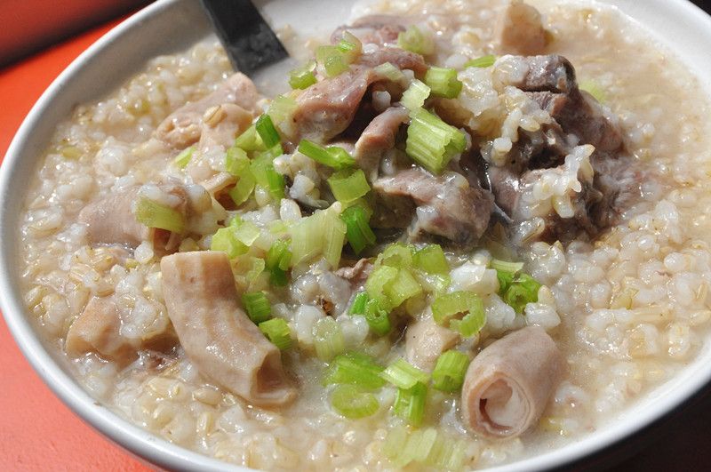 【大同電鍋料理】糙米豬腸排骨粥