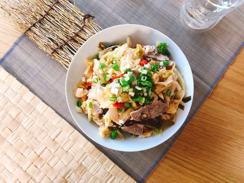 15分鐘料理.酸高麗菜炒肉片/0水鍋