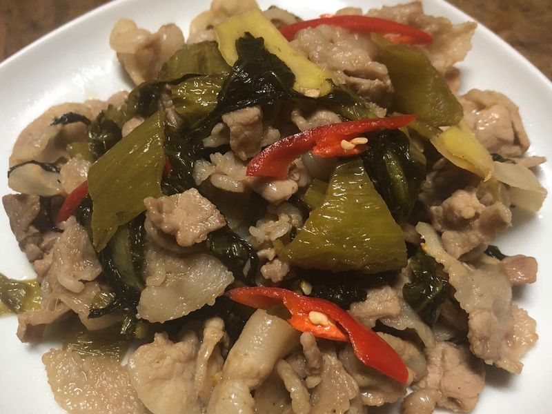 日曬酸菜燒肉片