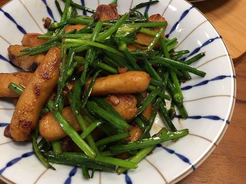 甜不辣炒韭菜花