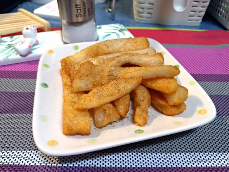 炸甜不辣(炸黑輪)