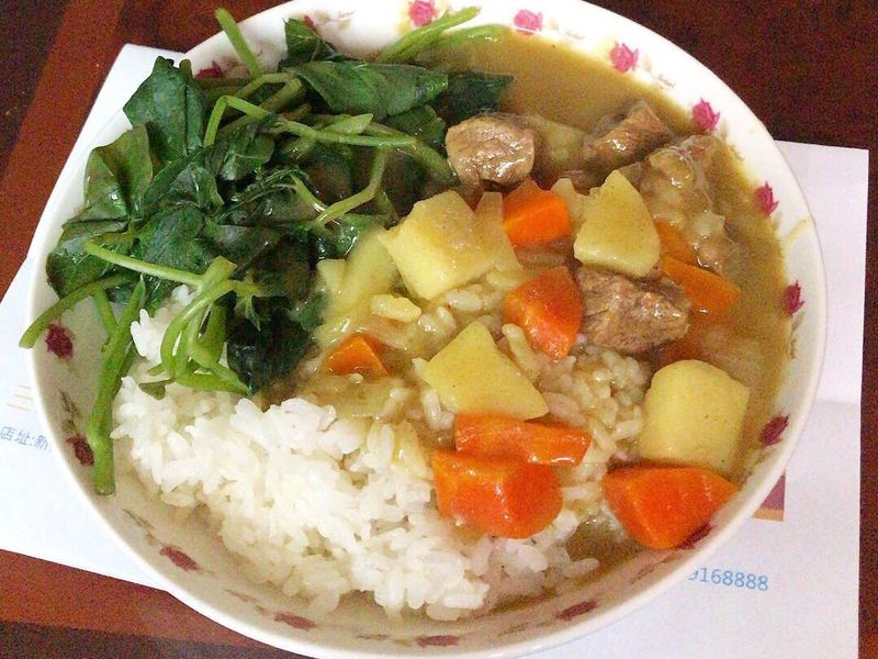 咖哩牛肉飯