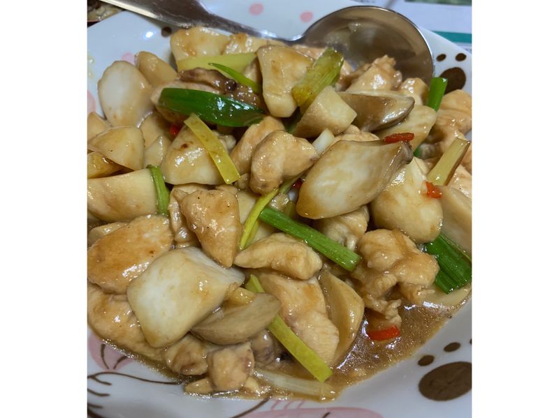 鹹香辣🌶️炒雞柳（雞胸肉可比照此做法）