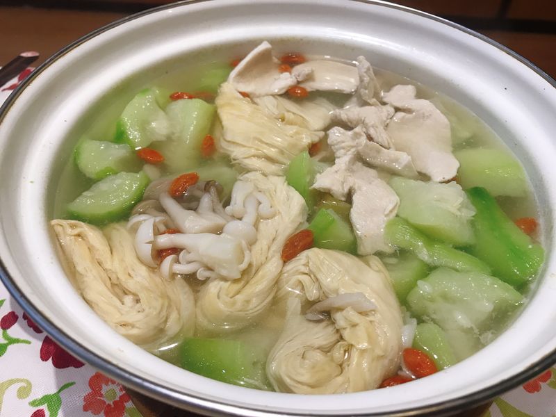 絲瓜雞肉湯