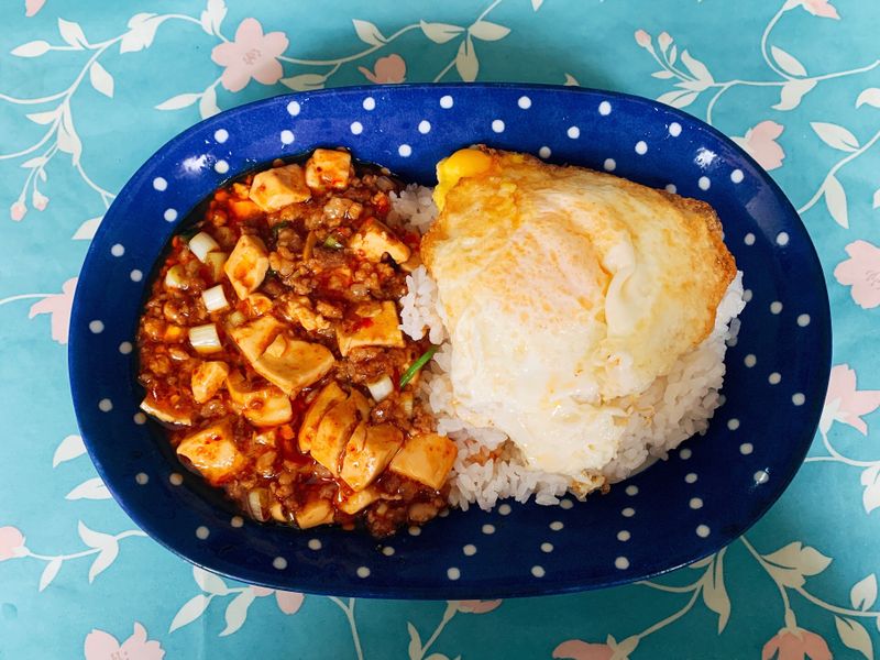 香香麻麻的麻婆豆腐蓋飯