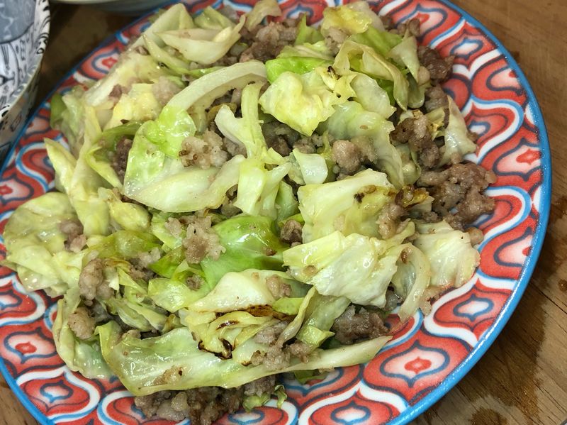 高麗菜炒豬肉