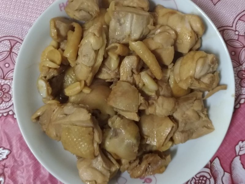 蒜爆醬油雞腿塊