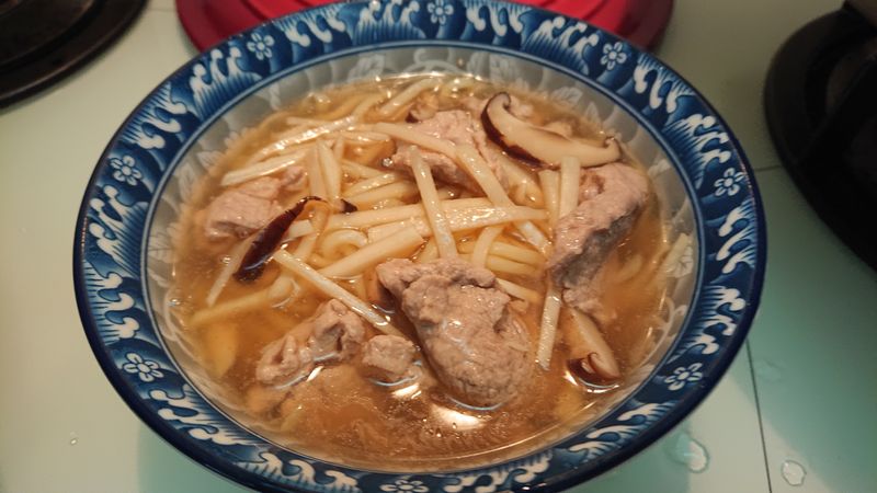 蒜味香菇肉羹