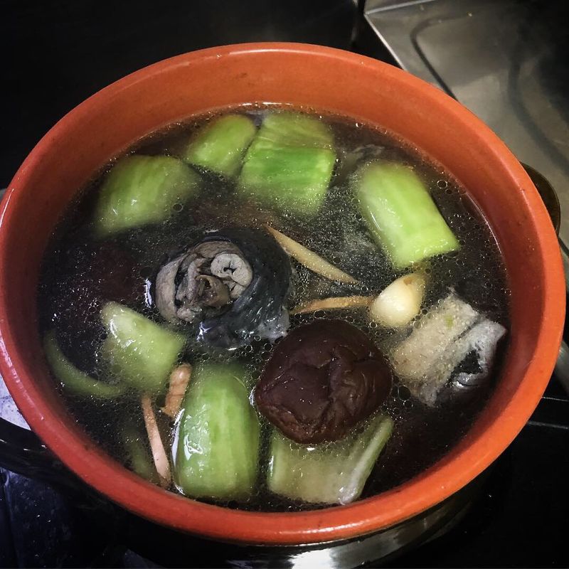 芥菜雞湯