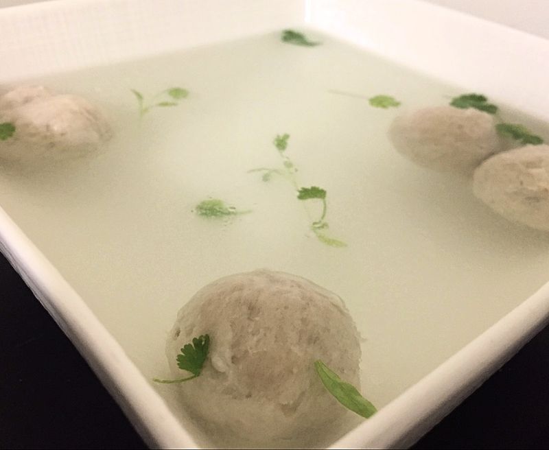 香菜貢丸湯