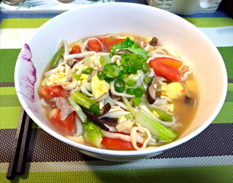 眷村懷舊搶鍋麵