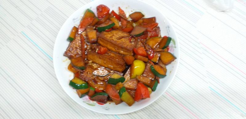 紅燒豆腐燴彩椒*萍姊