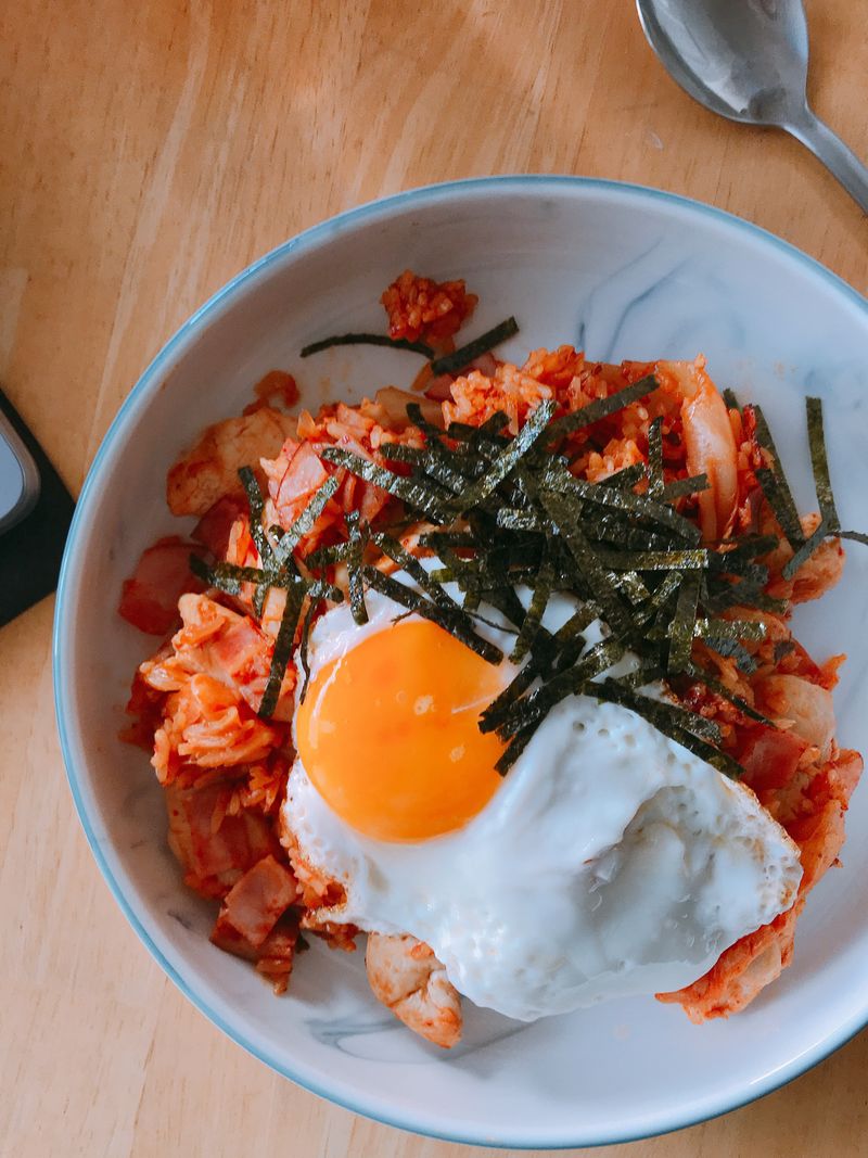 泡菜雞肉炒飯