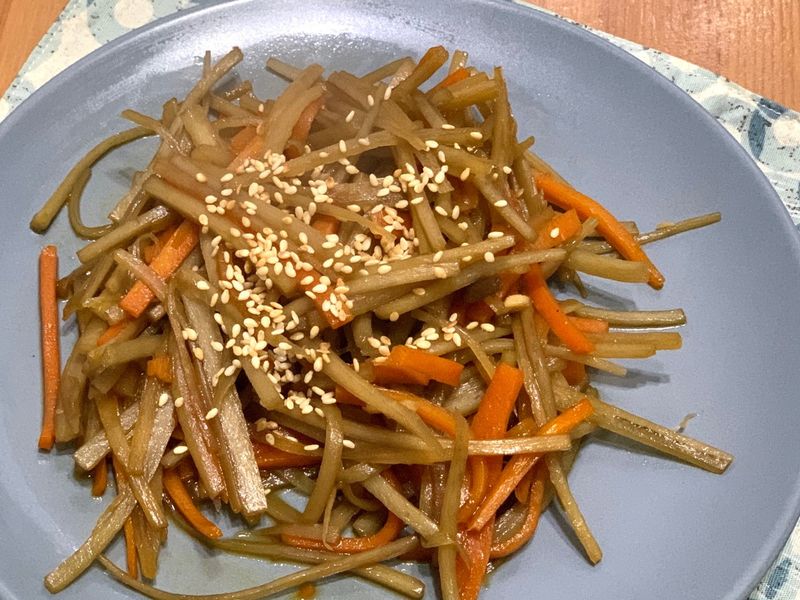 炒牛蒡