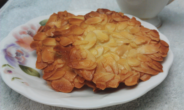 杏仁瓦片