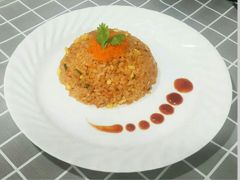 鮭魚蛋炒飯