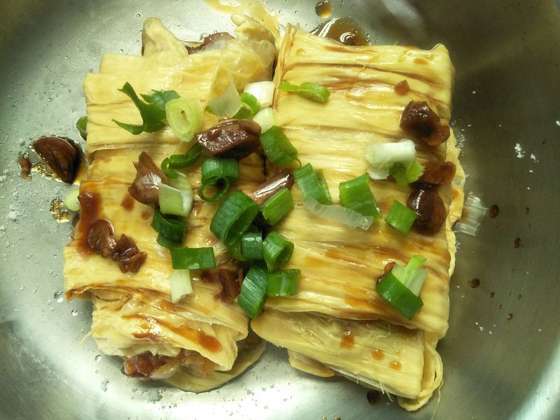 豆皮捲肉末