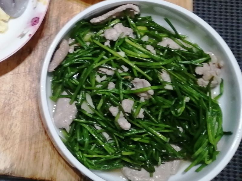 水蓮炒肉絲