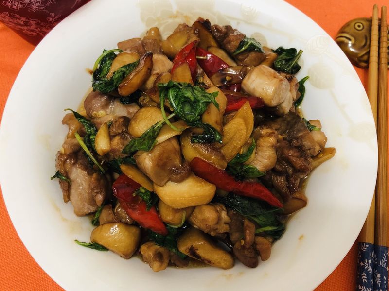 三杯杏鮑雞(家常菜簡單作)