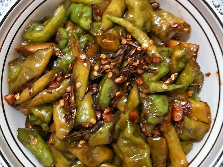 青龍炒小魚乾