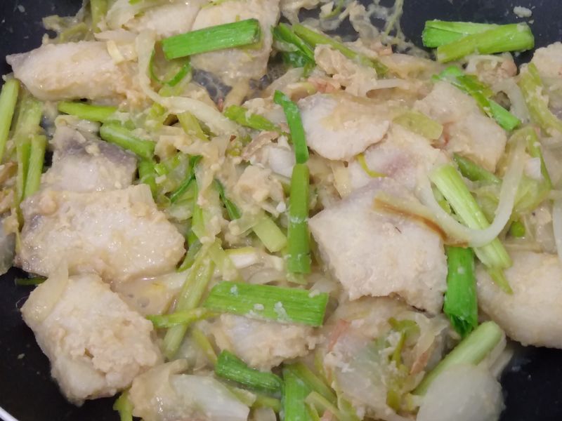 味噌炒鯊魚肉
