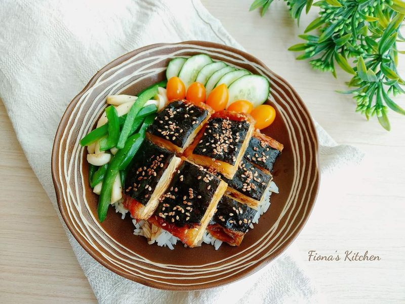 蒲燒素鰻