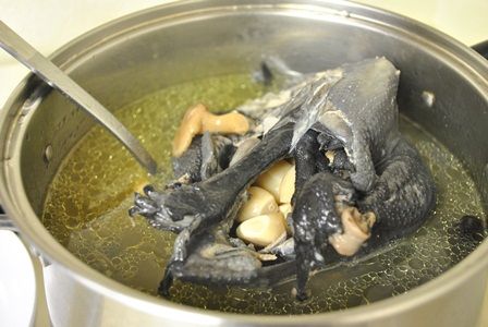 蒜頭雞湯