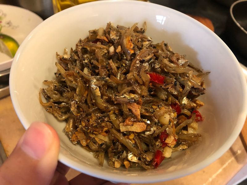 辣炒小魚乾