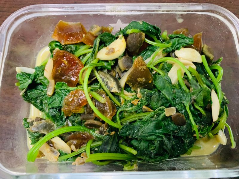 皮蛋輕炒燙地瓜葉(生銅好夥伴)電池爐版