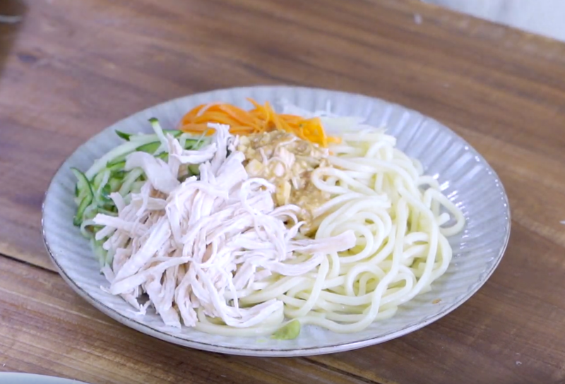 麻醬雞絲涼麵