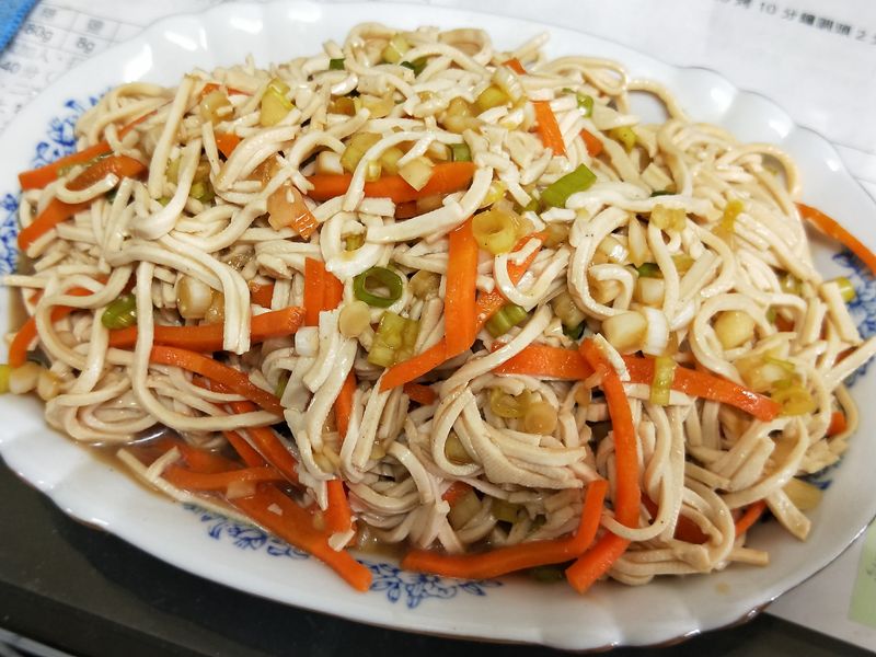 涼拌干絲