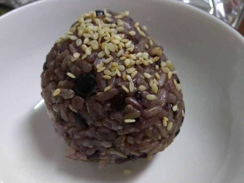 紫米菇菇飯糰【好菇道營養料理】