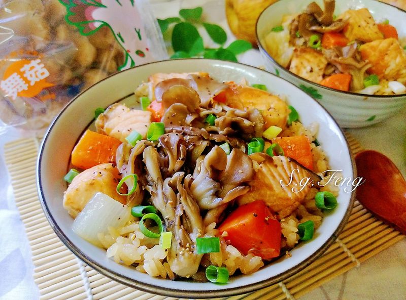 舞菇鮭魚炊飯-電鍋版【好菇道營養料理】