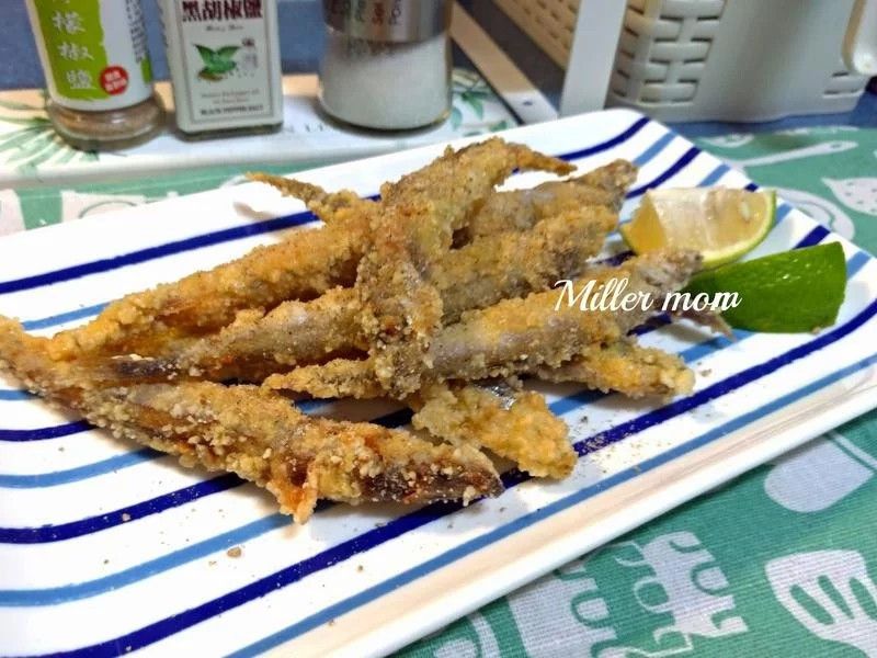 鹹酥炸柳葉魚