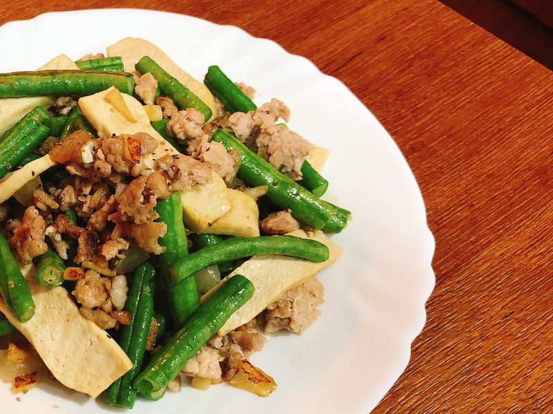 長豆豆乾炒肉