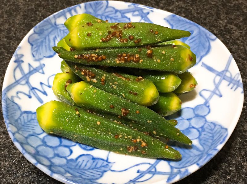 涼拌秋葵