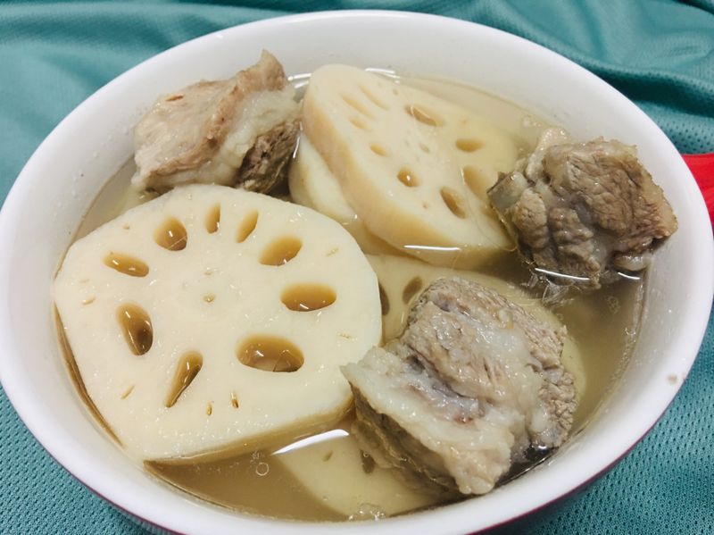 蓮藕排骨湯