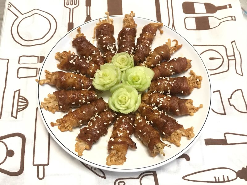 👩🏻🍳烤金針菇肉串
