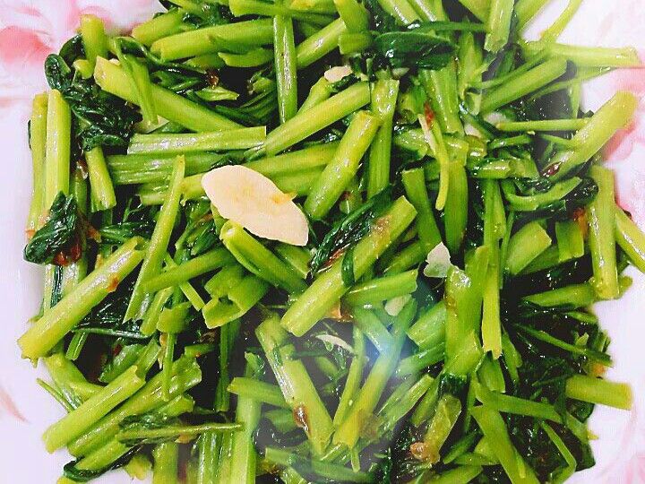 油蔥空心菜