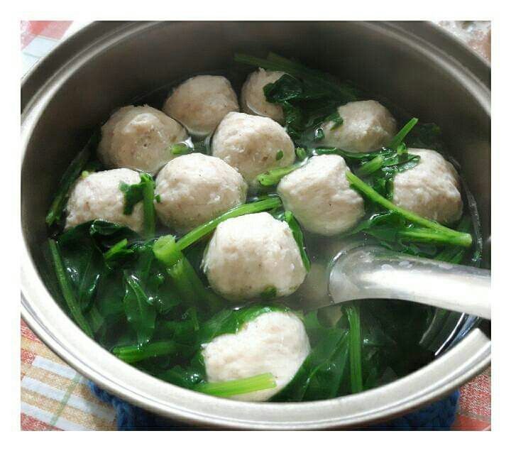 波菜魚丸湯
