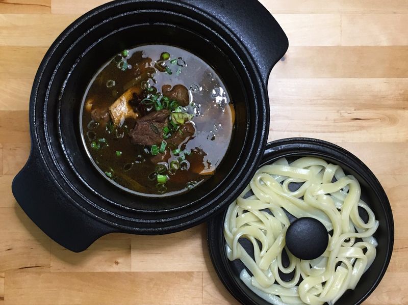 刀削牛肉麵