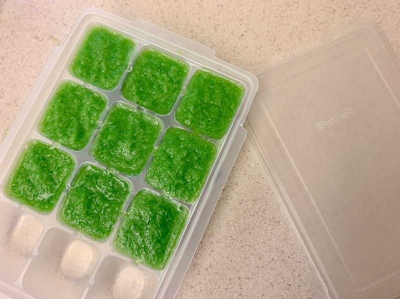 • Baby food • 甜豆泥糊