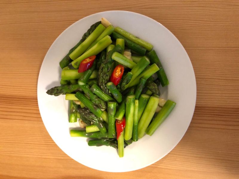 清炒蘆筍