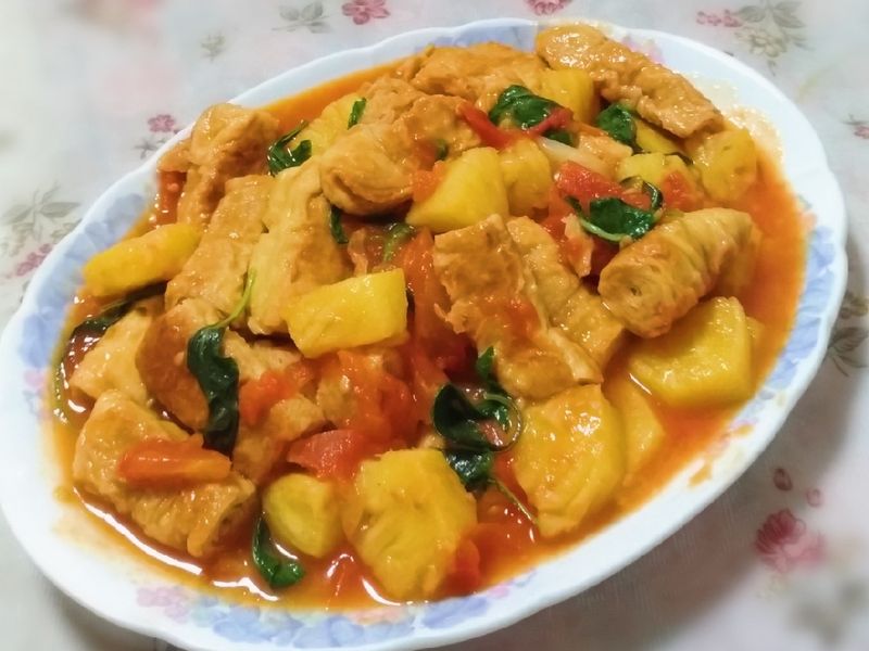 豆腸燴蕃茄鳳梨