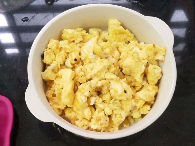 蒜香鸡蛋