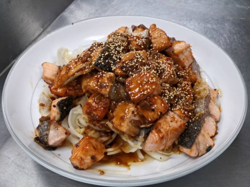 照燒骰子鮭魚