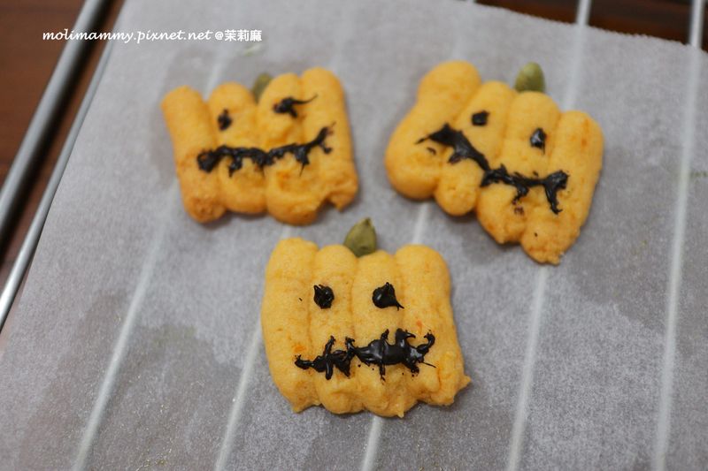 萬聖節南瓜造型餅乾(茉莉麻親子廚房)